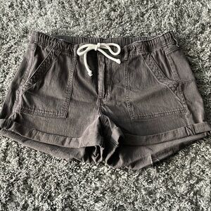 Dark Gray/Graphite American Eagle High-Waisted Cuffed Shorts, Women’s 18